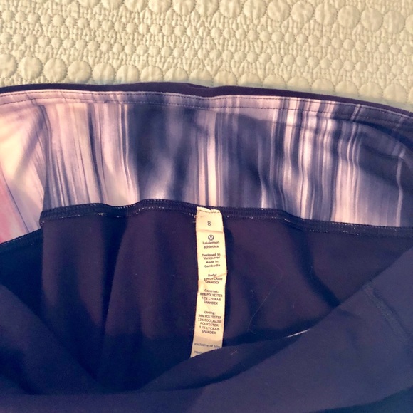 LULULEMON Navy Crop Yoga Pants - Picture 2 of 2